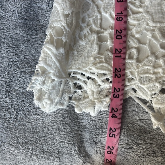 Nanette Lepore Lace Sleeveless Top in Marshmallow Size Medium NWT - Picture 9 of 10